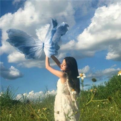 51黑料 - 某95后小花被曝学历造假，母校回应引争议